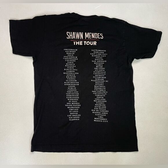 Shawn Mendes The Tour Flower Logo Graphic T-shirt Women Medium Black Music - Picture 3 of 5